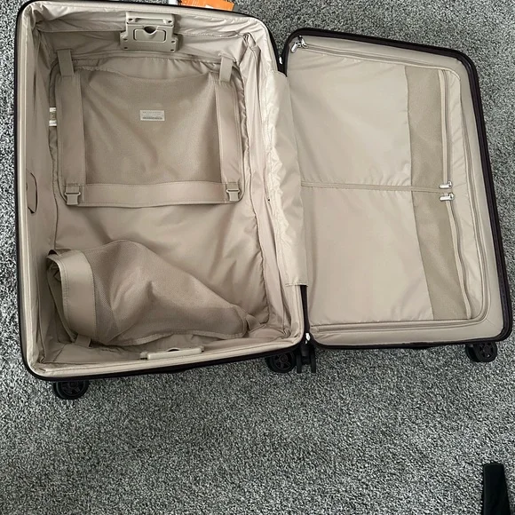 Briggs & Riley Burgundy Suitcase - Picture 6 of 10